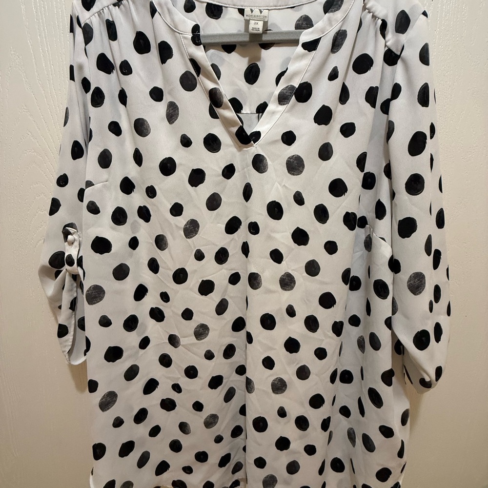 Worthington White Blouse with Black Polka Dots